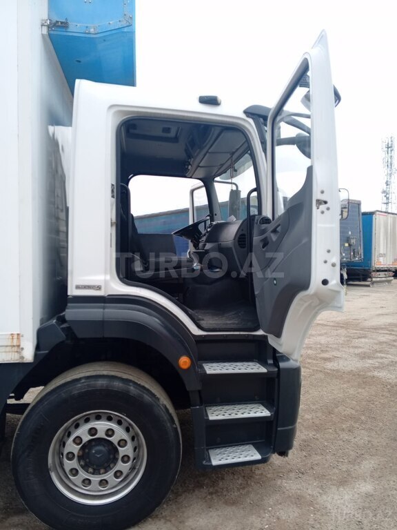 Mercedes Axor 2533