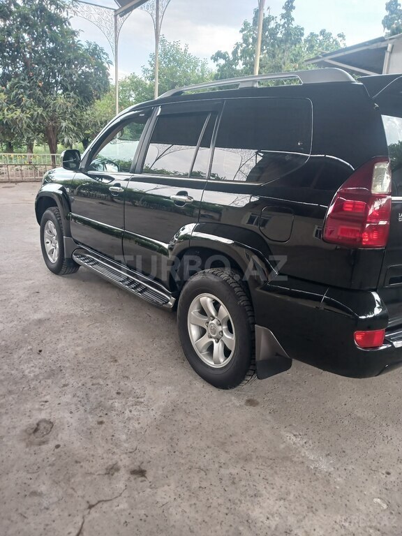 Toyota Land Cruiser Prado