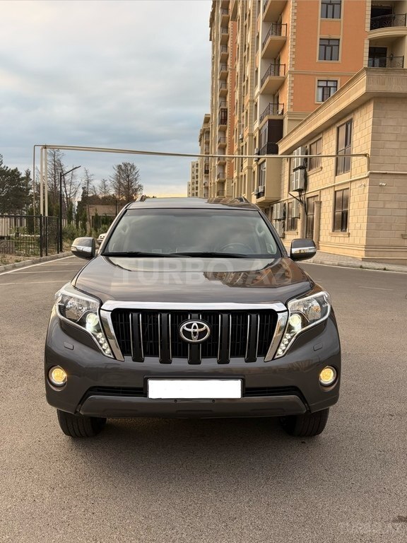 Toyota Land Cruiser Prado