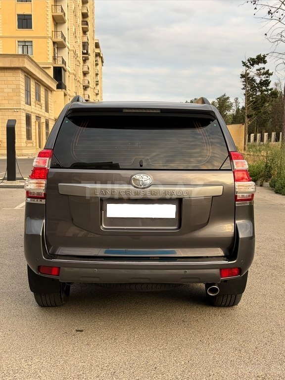 Toyota Land Cruiser Prado