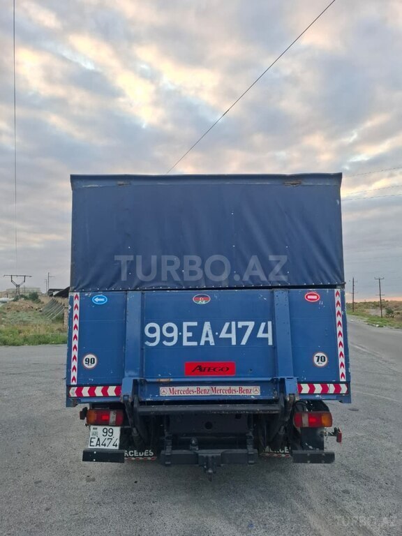 Mercedes Atego 815