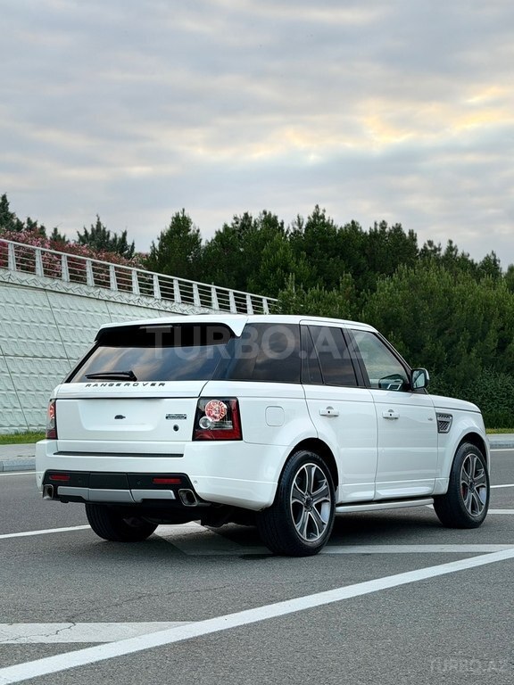 Land Rover RR Sport
