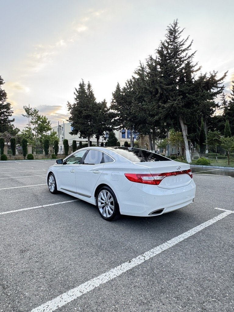 Hyundai Grandeur