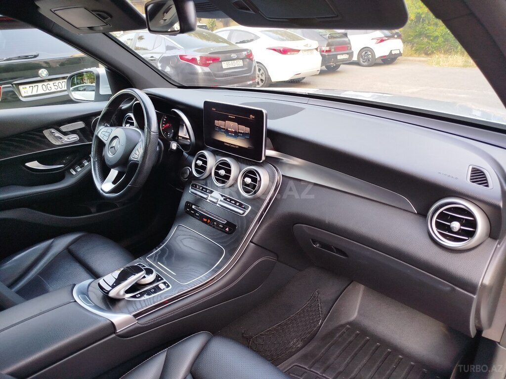 Mercedes GLC 300 4MATIC