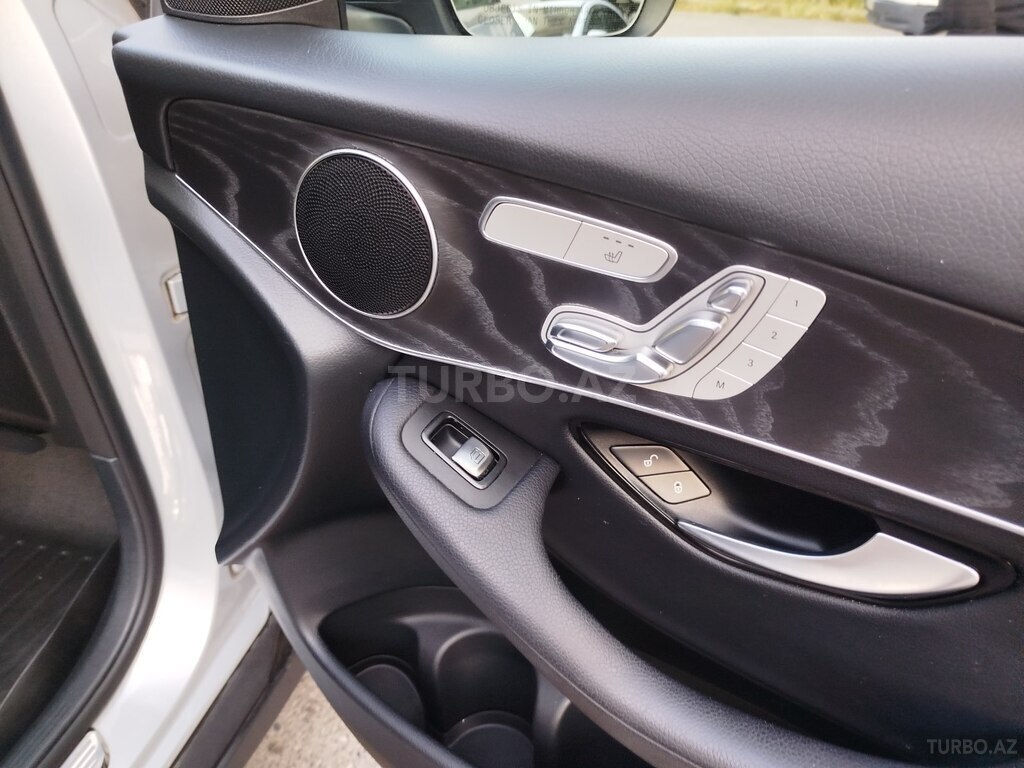 Mercedes GLC 300 4MATIC