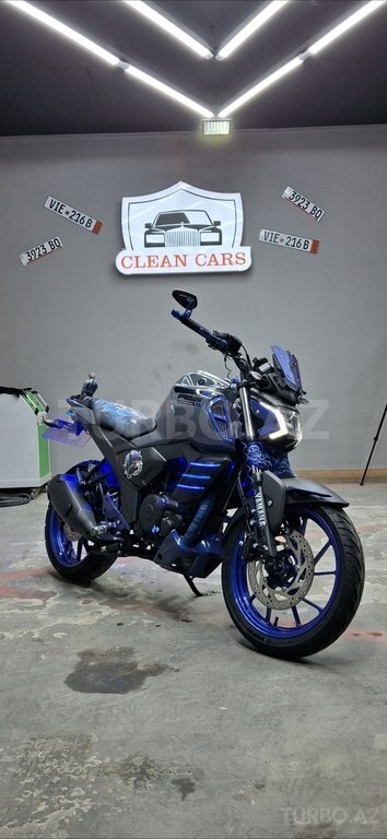 Yamaha FZ-S FI Deluxe