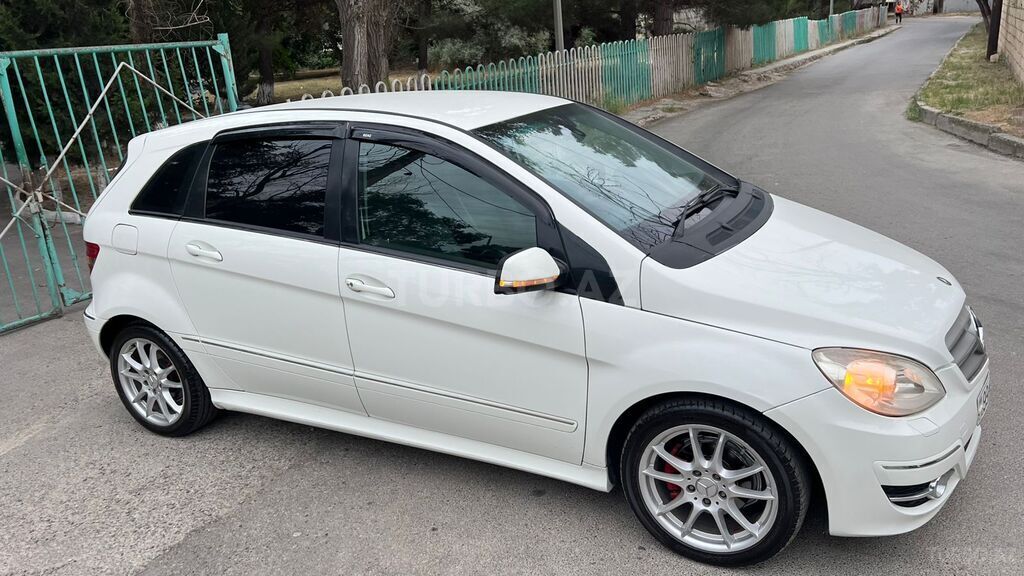 Mercedes B 170