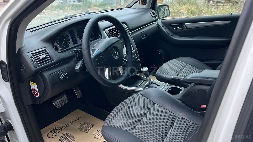 Mercedes B 170