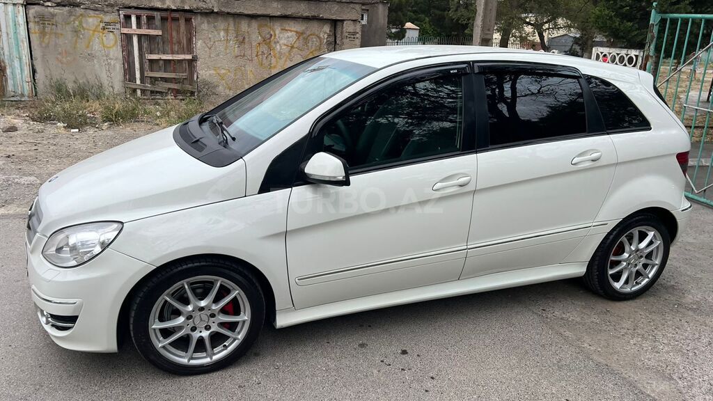Mercedes B 170