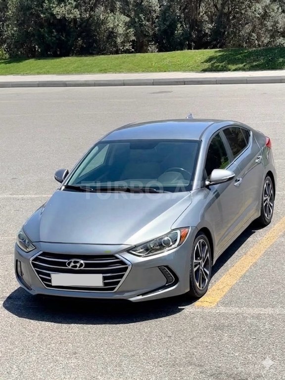 Hyundai Elantra
