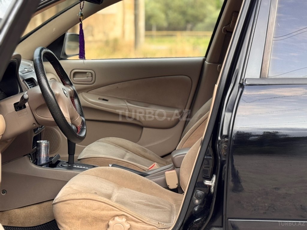 Nissan Sunny