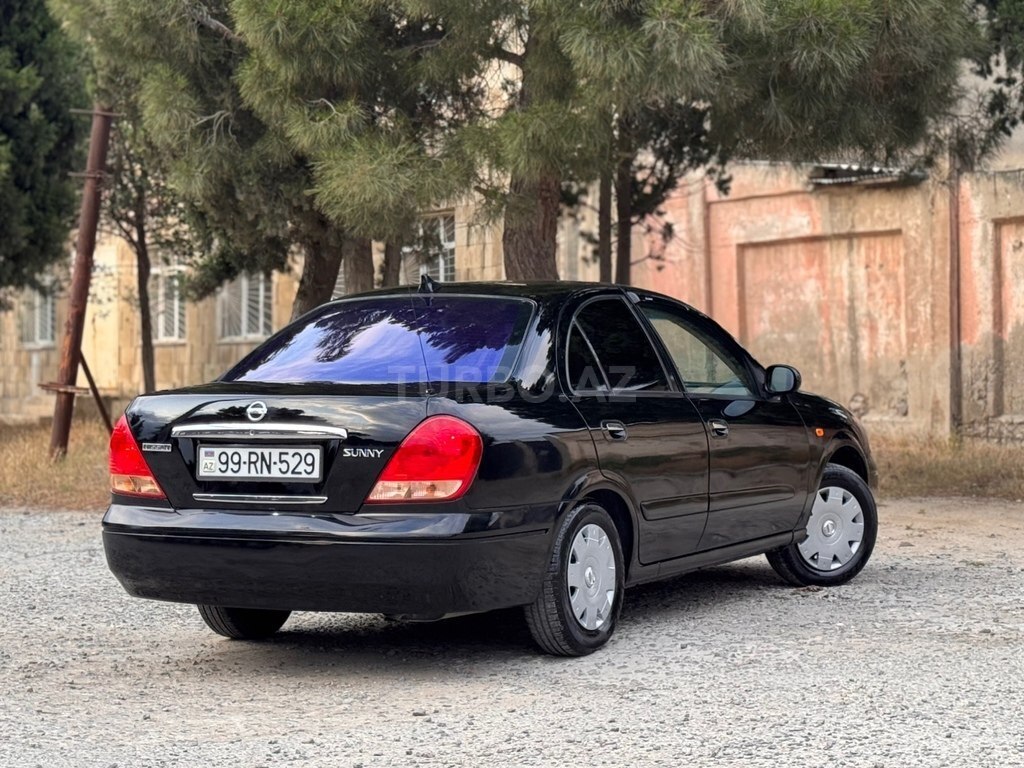 Nissan Sunny