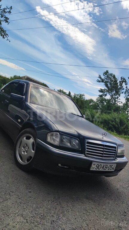 Mercedes C 240