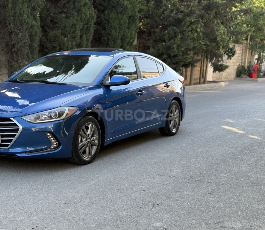 Hyundai Elantra