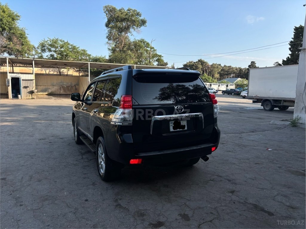 Toyota Land Cruiser Prado