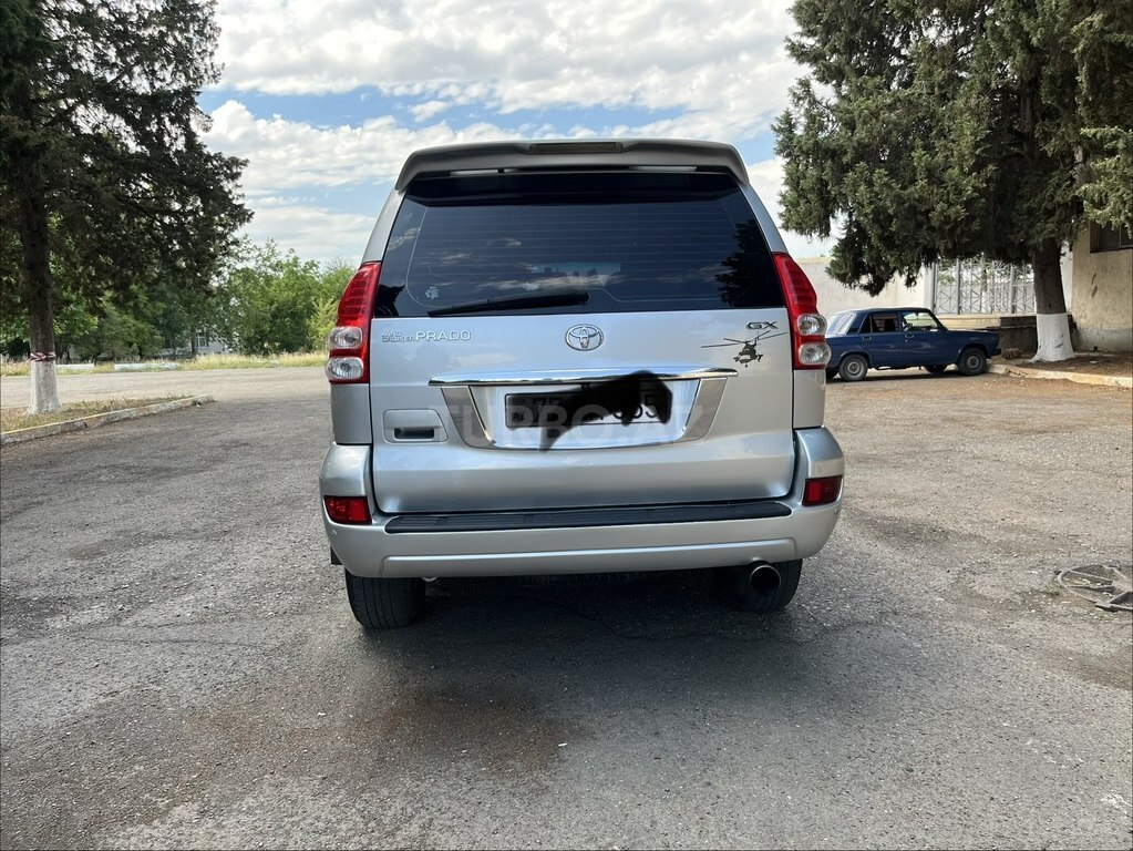 Toyota Land Cruiser Prado
