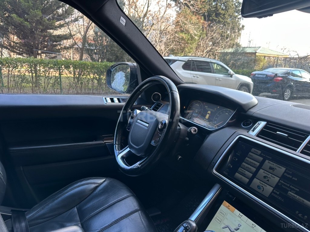 Land Rover RR Sport