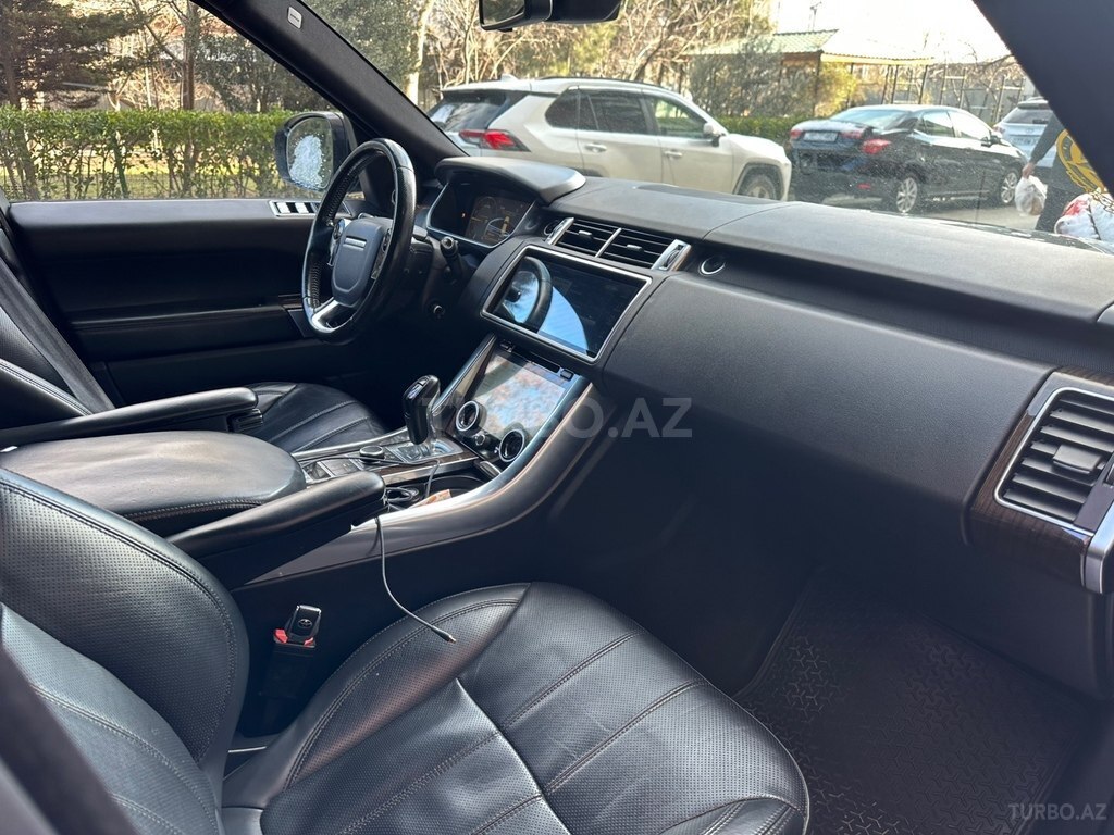 Land Rover RR Sport
