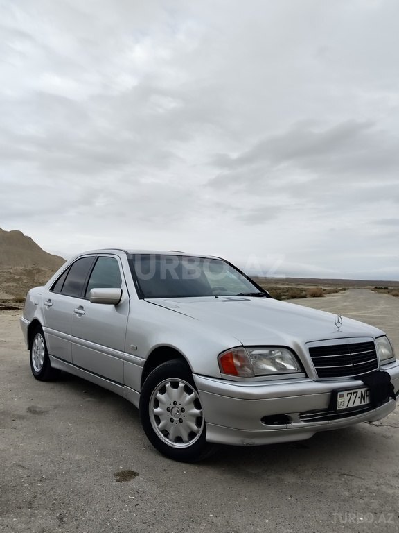 Mercedes C 220