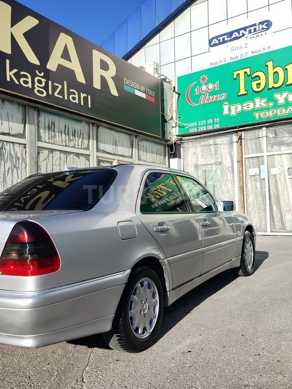 Mercedes C 220