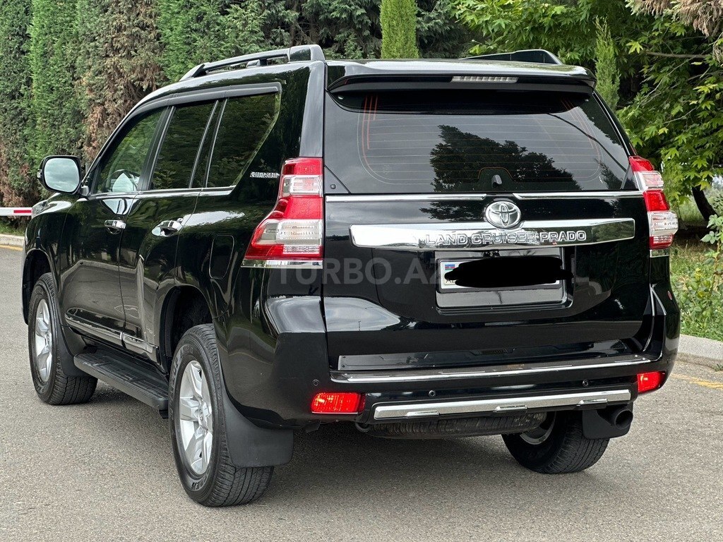 Toyota Land Cruiser Prado