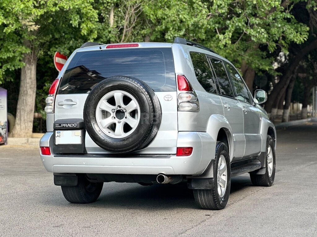 Toyota Land Cruiser Prado