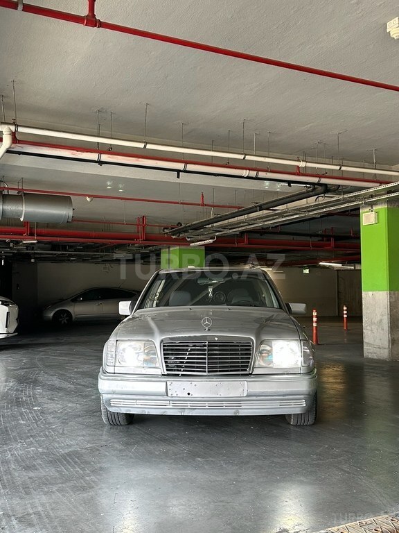 Mercedes 250 D