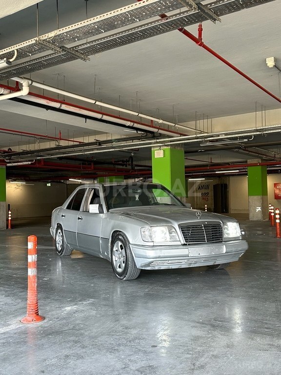 Mercedes 250 D