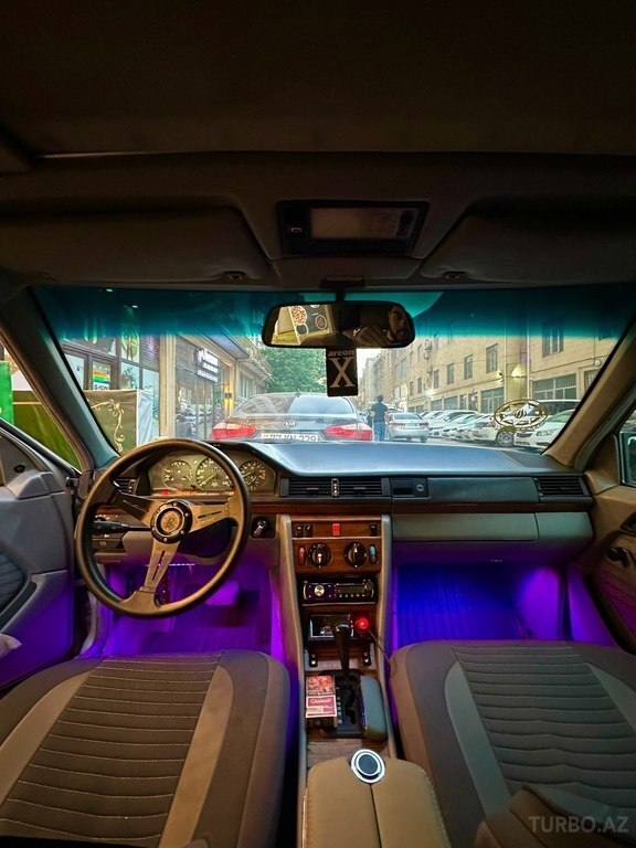 Mercedes 250 D