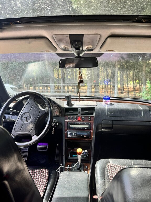 Mercedes C 240
