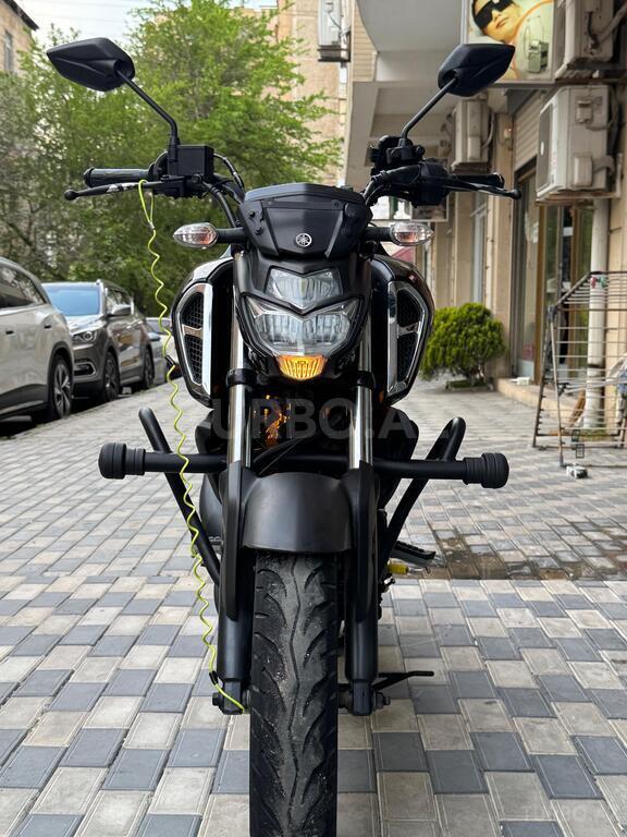 Yamaha FZ-S FI Deluxe