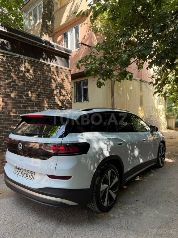 Volkswagen ID.6 Crozz