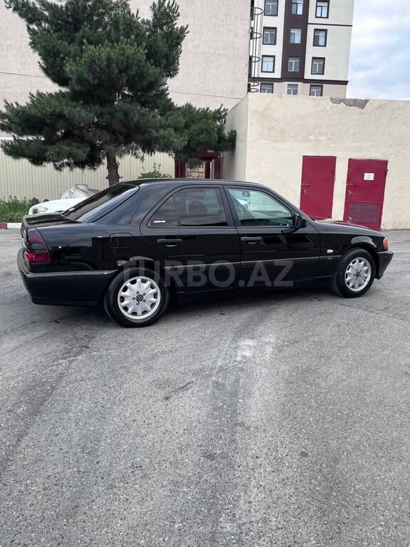 Mercedes C 220