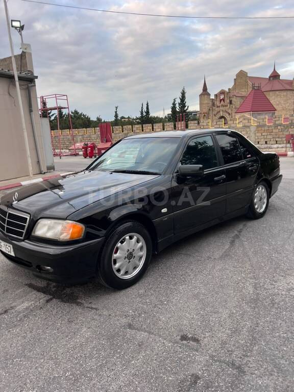 Mercedes C 220