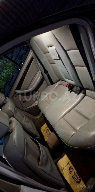 Mercedes C 240