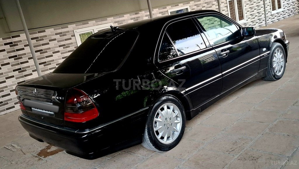 Mercedes C 240