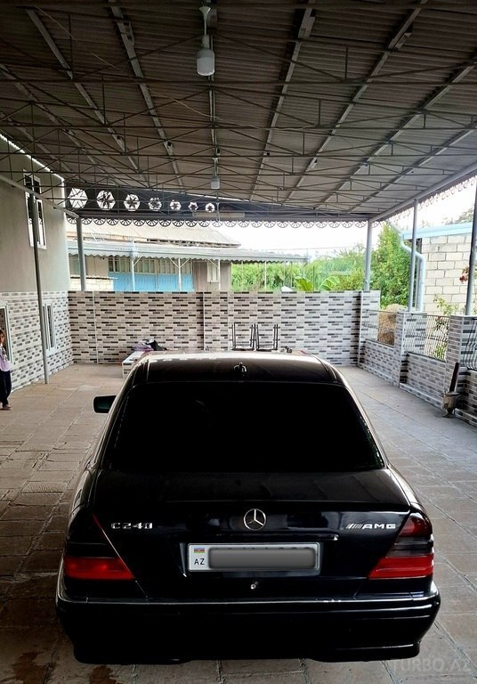 Mercedes C 240