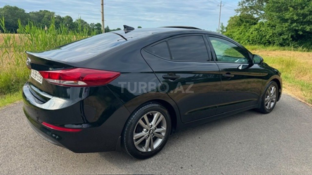 Hyundai Elantra