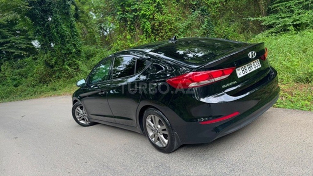Hyundai Elantra