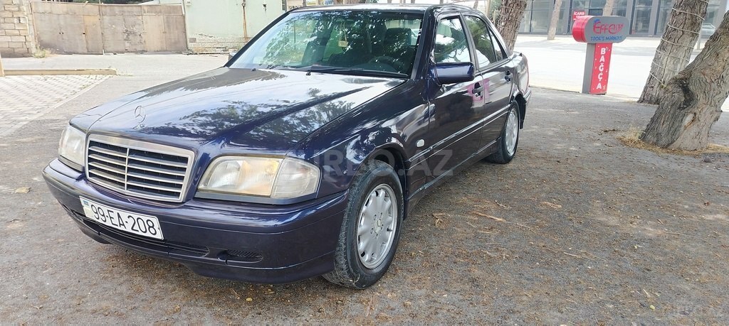 Mercedes C 180