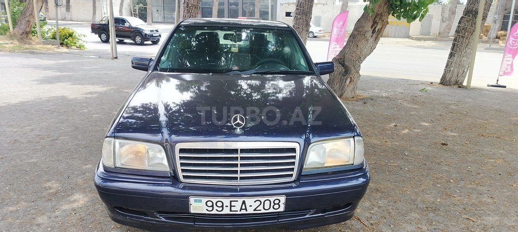 Mercedes C 180