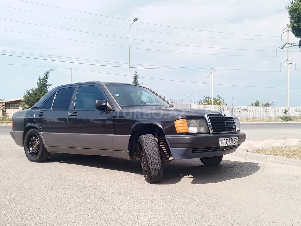 Mercedes 190