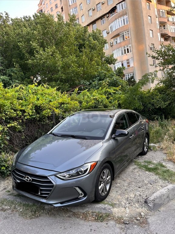 Hyundai Elantra