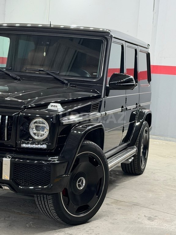 Mercedes G 500