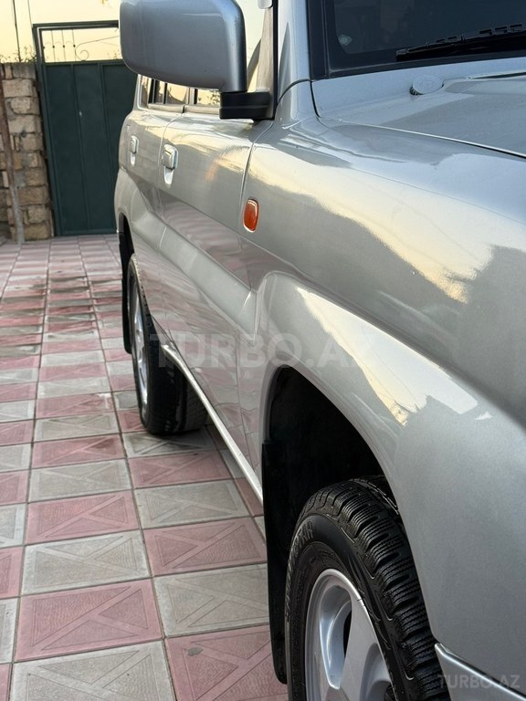 Mitsubishi Pajero io