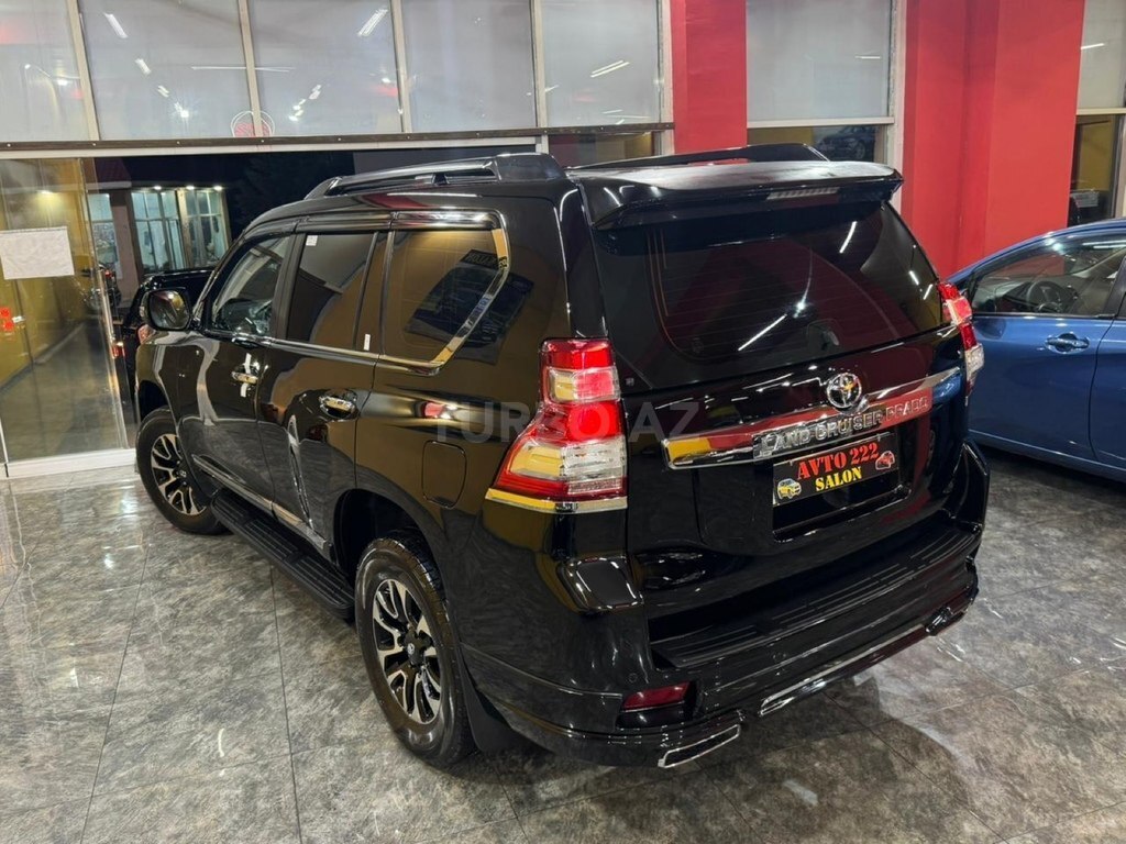 Toyota Land Cruiser Prado