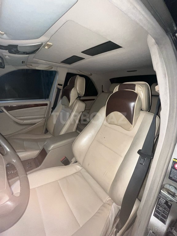 Mercedes C 230