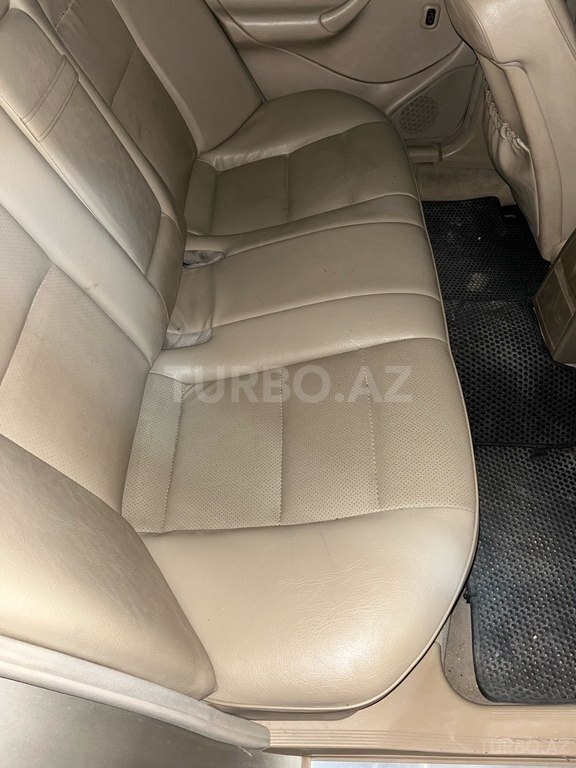 Mercedes C 230