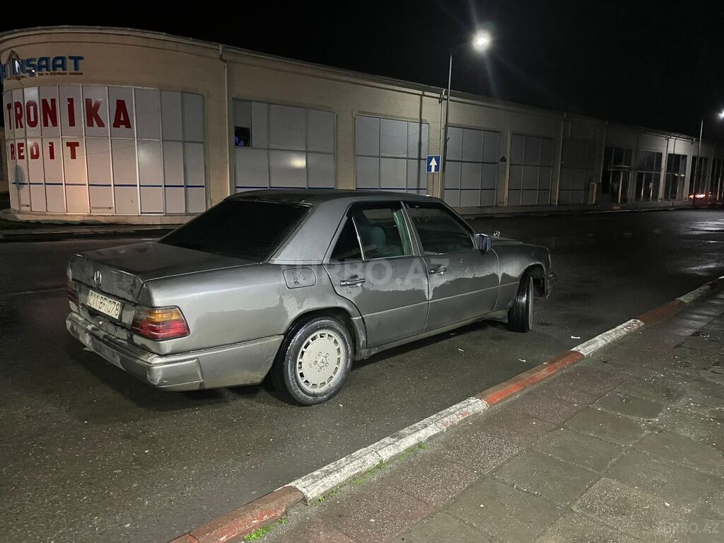 Mercedes 250 D
