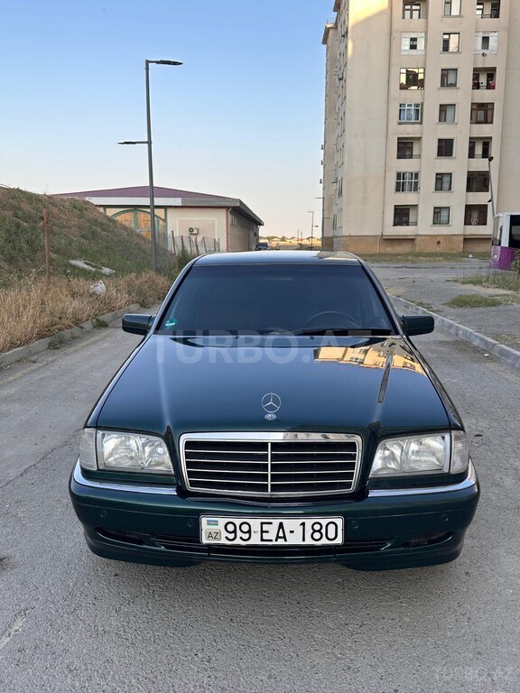 Mercedes C 180